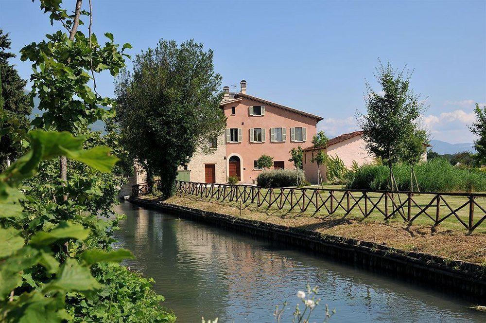 Country House Casco Dell'Acqua Треви Экстерьер фото