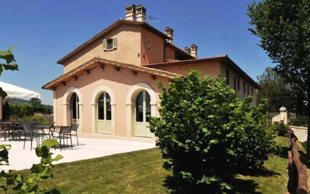 Country House Casco Dell'Acqua Треви Экстерьер фото
