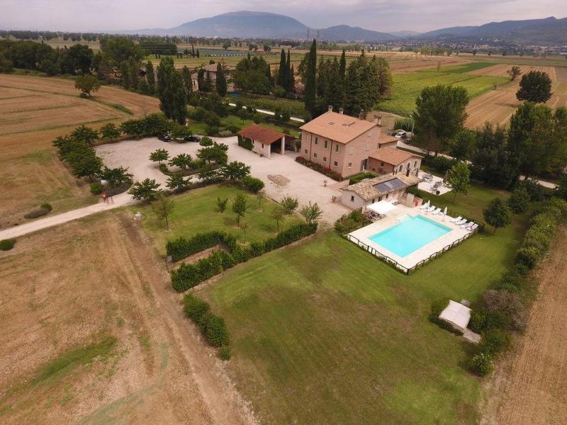 Country House Casco Dell'Acqua Треви Экстерьер фото